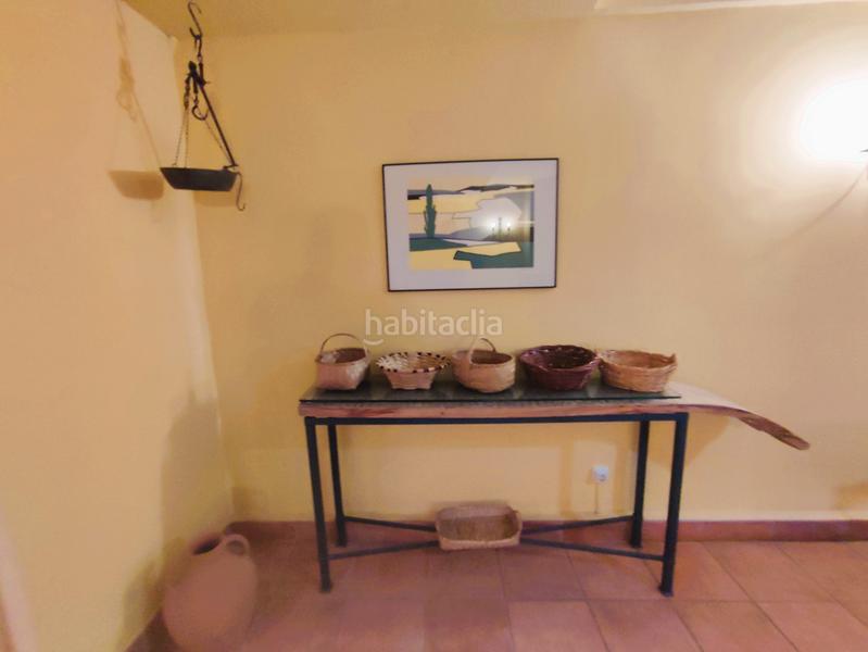 Foto 9d62f5b1-ef89-4476-b51f-3e1f053d7556. Chalet con camino riscaldamento parcheggio piscina in Valladolid