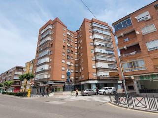 Pis a Calle de valladolid 24. Piso con ascensor económico para reformar