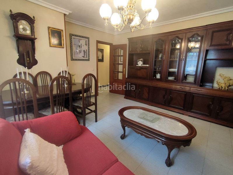 Foto fe170860-cd4e-4934-acb3-4e596a534b19. Casa amb calefacció a Medina del Campo