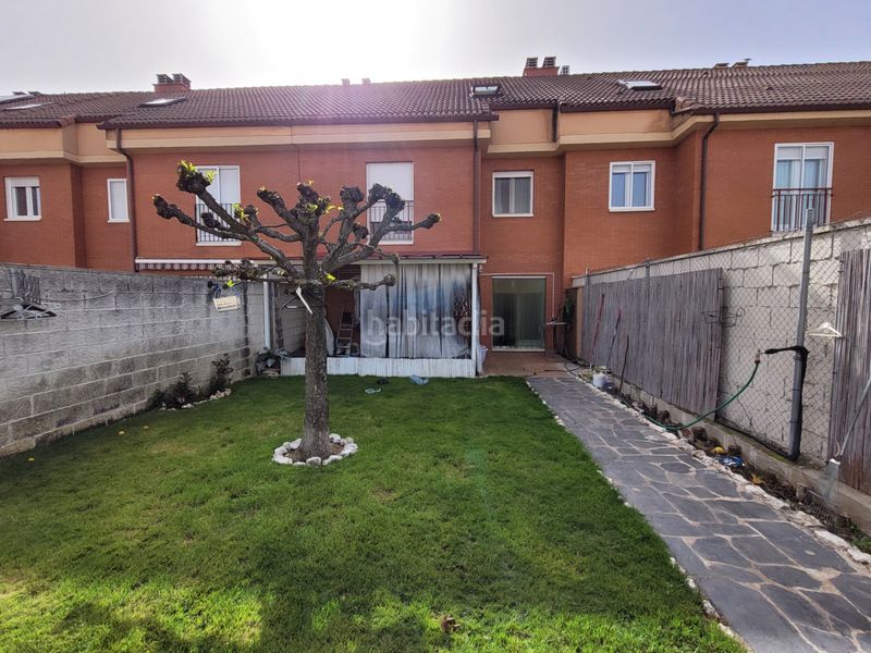 Foto 860e9bd1-7e86-4ff0-abfb-fb7d3ad67c86. Chalet avec chauffage parking piscine dans Medina del Campo