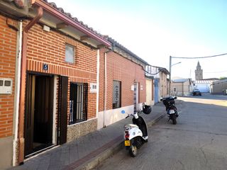 House  Calle nobleza 5. Nava del rey casa en venta