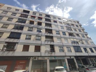 Etagenwohnung  Calle san francisco 2d. Piso muy céntrico