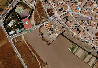 Residential Plot in Avenida los deportes 4. Madrigal de las altas torres fantástica parcela de 2.751 m²
