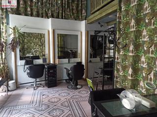 Location Local commercial  Calle juan de juni. Se alquila local en el centro