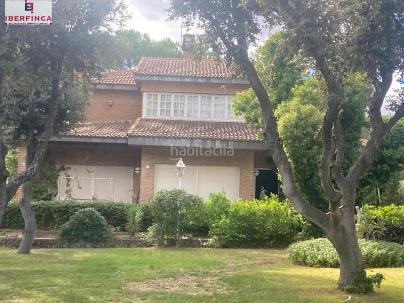 Foto a476ced0-0557-42f4-99f4-dcddd8a548d2. Xalet amb calefacció aparcament piscina a Tordesillas