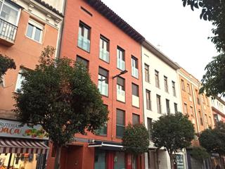Dúplex  Calle vega. Se vende magnifico duplex junto pza españa