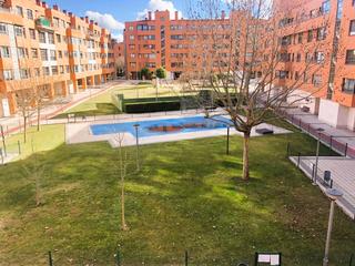 Pis  Mulhacen. Magnifica vivienda de 2 dormitorios  2 baños en urbanización pin