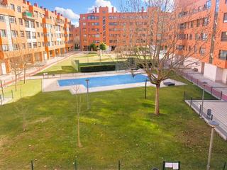 Pis  Mulhacen. Magnifica vivienda de 2 dormitorios  2 baños en urbanización pin