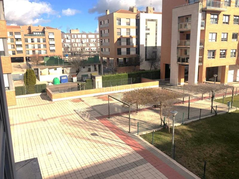 Foto 3ad9aed6-5620-4fa0-9946-c3e33a6c5ae6. Pis amb calefacció aparcament piscina a Pinar del Jalón Valladolid