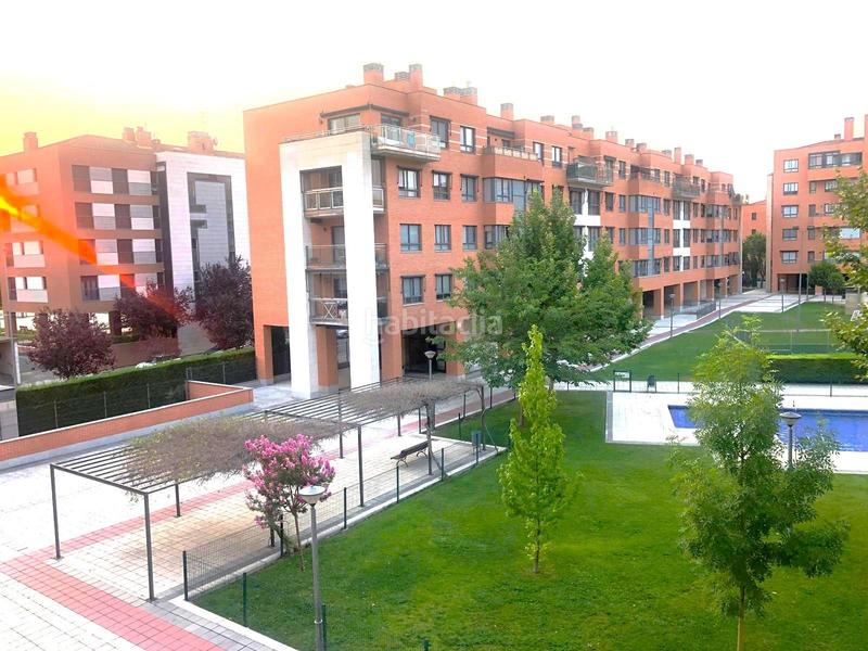 Foto e0e91228-e43f-4e8b-9a1d-b105626a90d2. Pis amb calefacció aparcament piscina a Pinar del Jalón Valladolid