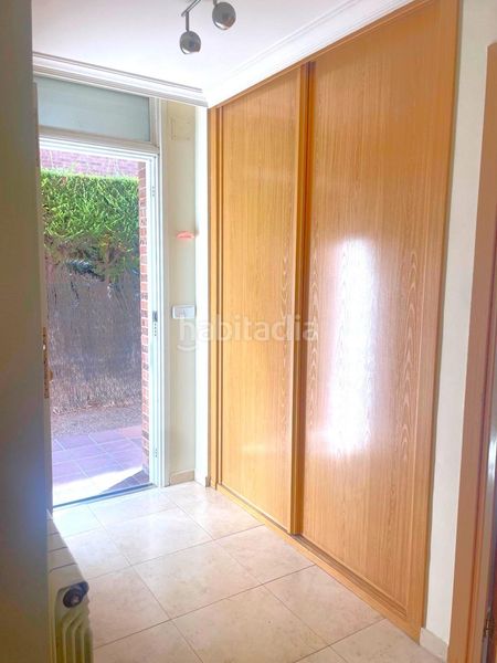 Foto 2c1d2547-5c85-4239-b144-31b9b0906285. Casa aparellada amb calefacció aparcament a Renedo de Esgueva