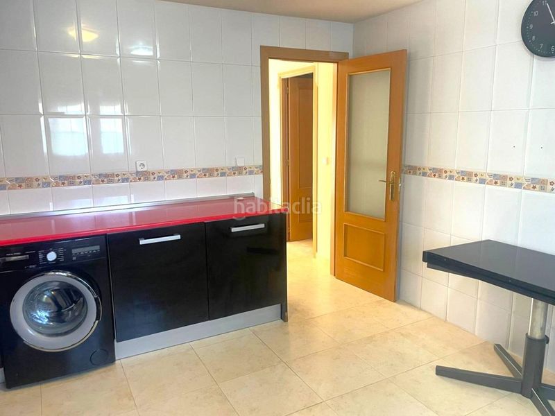 Foto 90537495-0651-40f9-b07f-432d3a84622f. Casa aparellada amb calefacció aparcament a Renedo de Esgueva