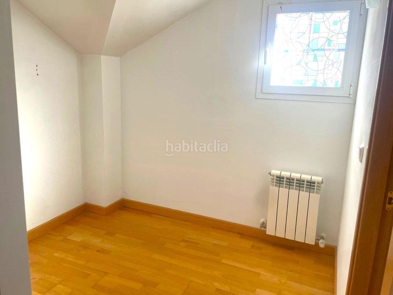 Foto 937e44e1-1e6e-46bc-aadc-65e452a3d369. Casa aparellada amb calefacció aparcament a Renedo de Esgueva