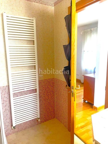 Foto 9aa82818-d85b-45d0-86e0-7ede0342536d. Casa aparellada amb calefacció aparcament a Renedo de Esgueva