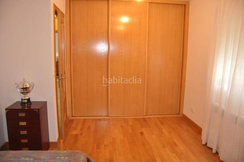 Foto b8f107e6-c685-4977-b51e-b688c31acb21. Chalet avec chauffage parking dans Renedo de Esgueva