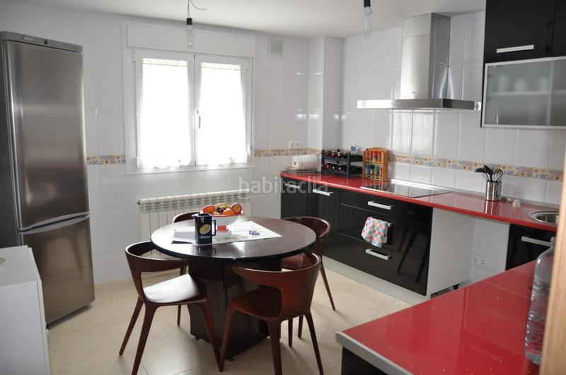 Foto c7d65547-4bad-4882-b311-8ed05306c0db. Chalet avec chauffage parking dans Renedo de Esgueva