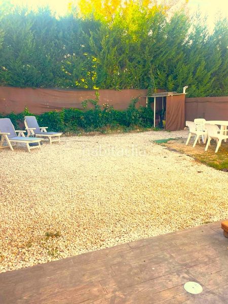 Foto c9877455-dd31-4fd1-93e8-c6d16cc8a9a6. Casa aparellada amb calefacció aparcament a Renedo de Esgueva