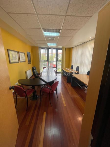 Foto 463bcfea-d777-472c-a6b0-b263eede43ff. Oficina a La Rubia Valladolid