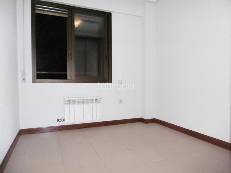 Foto 741d6876-4bf9-40da-a7cd-85cc11b146aa. Alquiler piso vivienda de 3 dormitiorios en parque alameda en Valladolid