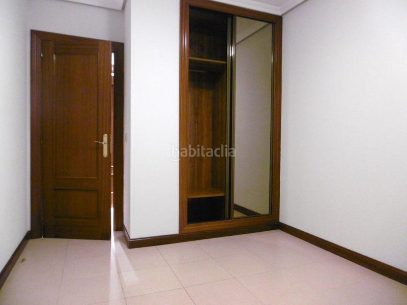 Foto 64e444d4-bab5-4bc0-9562-ee78033aaa25. Location appartement avec chauffage parking dans Parque Alameda - Paula López Valladolid