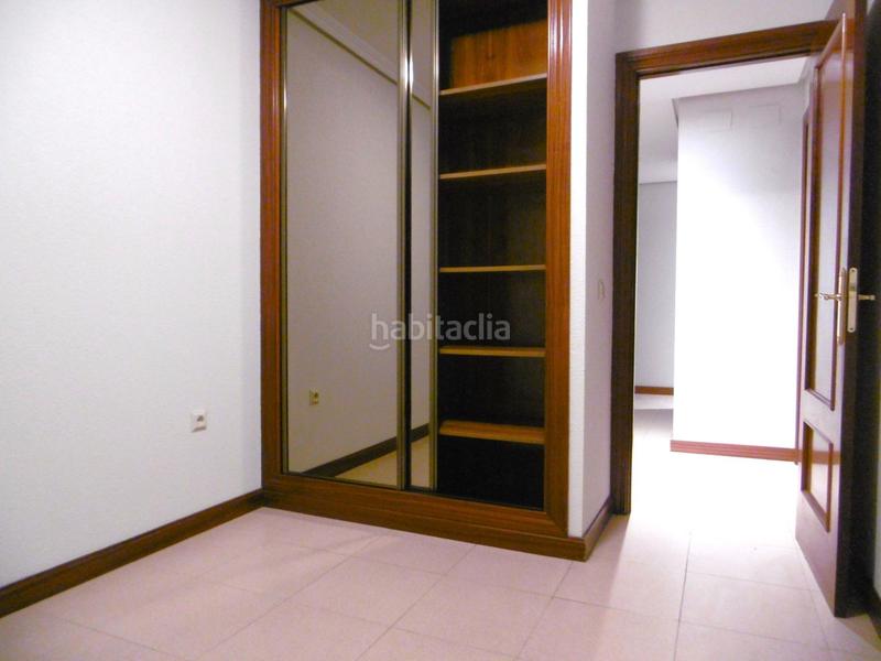 Foto 6b1a53c1-e884-487d-a450-67edc7753289. Location appartement avec chauffage parking dans Parque Alameda - Paula López Valladolid