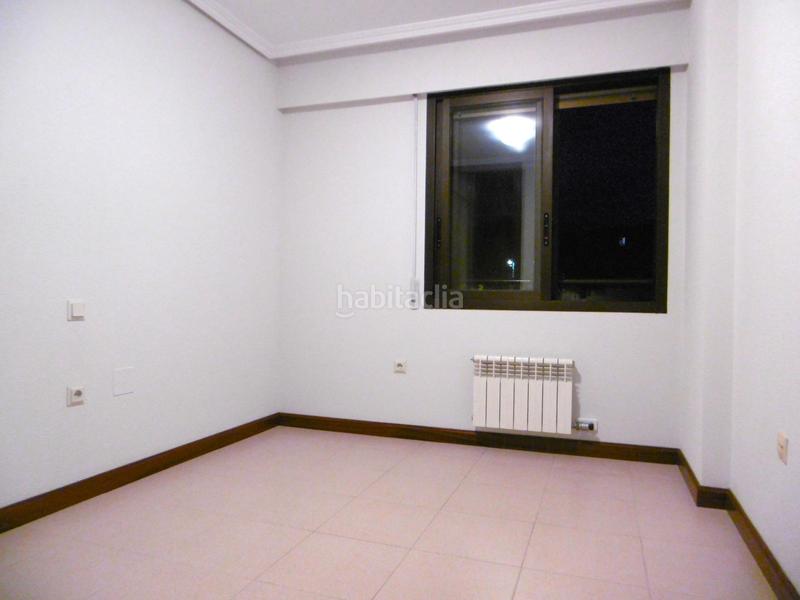 Foto 853aef96-7dac-40cf-aa0a-7d66ca63df7b. Rent flat with heating parking in Parque Alameda - Paula López Valladolid