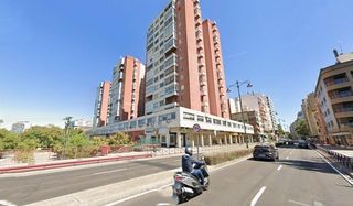 Appartamento  Calle padre francisco suarez. Amplio piso de 4 dormitorios en zona paseo zorrilla  campo grand