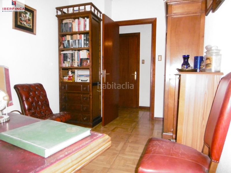 Foto 37b375f7-8105-469b-9bfe-1eecdebf20f6. Pis amb calefacció aparcament a Campo Grande Valladolid