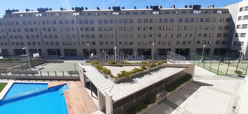 Foto c59f3581-95e8-4fb4-8295-634cd9e00ecd. Lloguer àtic amb calefacció aparcament piscina a Valladolid