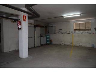 Aparcament cotxe  Carrer de vall-llobera. Parking en venta en caldes de malavella