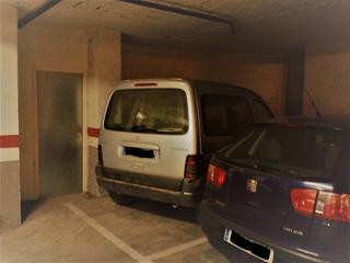 Parking coche  Pou nou. Garaje en venta en centre