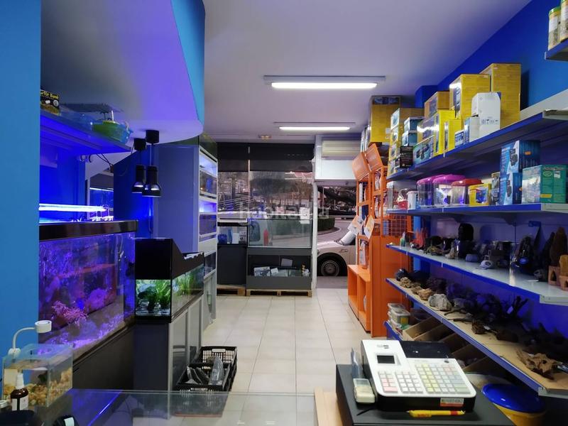 Foto 33469a3a-7e83-4851-886d-4517436463b6. Lloguer local comercial a joan carles i 172 a Mont Ferrant-Joan Carles I Blanes