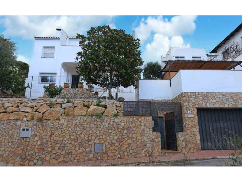 Foto a1dab7b3-2902-44c0-a3e6-03e5b6d32e2d. Casa a calle puig d´en pla 3 a Mas Baell-Can Carbó Lloret de Mar
