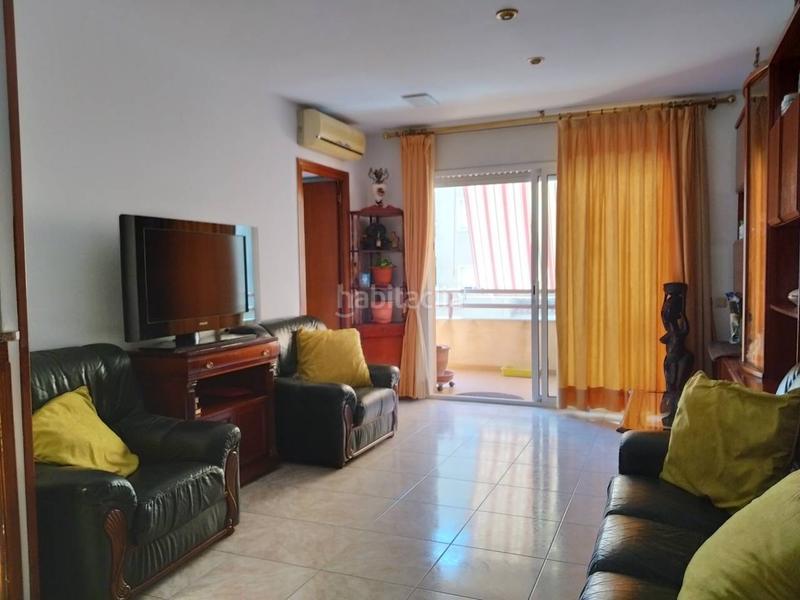 Foto cabf719c-fb53-44fc-add8-08625b82319d. Piso  con terraza en Mercat-Mas Moixa Blanes