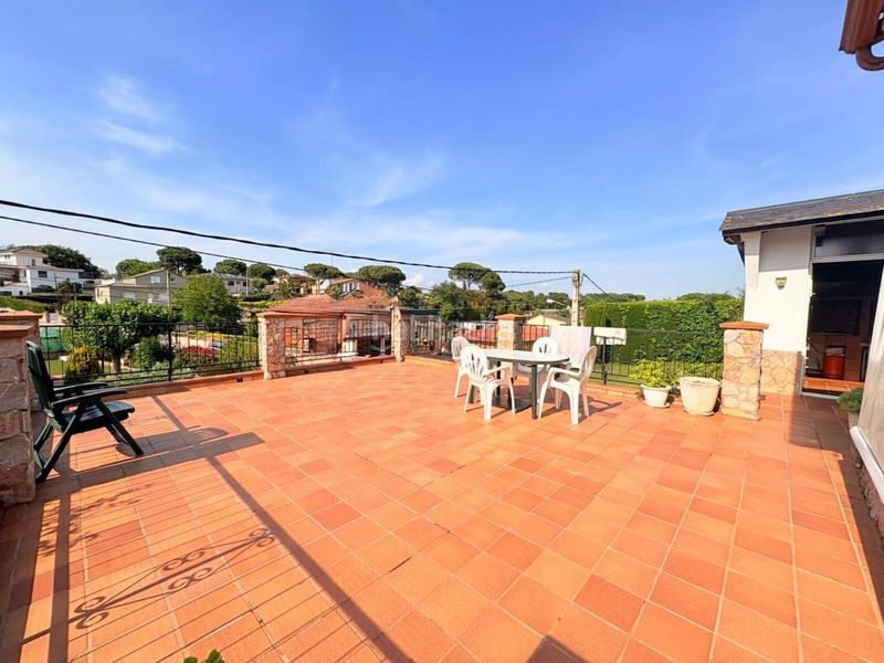 Foto cb84302e-29e5-4f5d-9349-9d0526aa0e01. Casa amb calefacció aparcament a Caldes de Malavella
