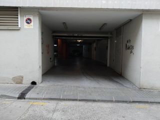 Aparcament cotxe a Calle Antigua 28