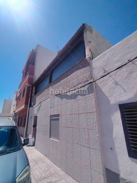 Foto 4cfe534d-a0f3-40a9-be16-a76eb9923ccb. Haus mit heizung in Fasnia