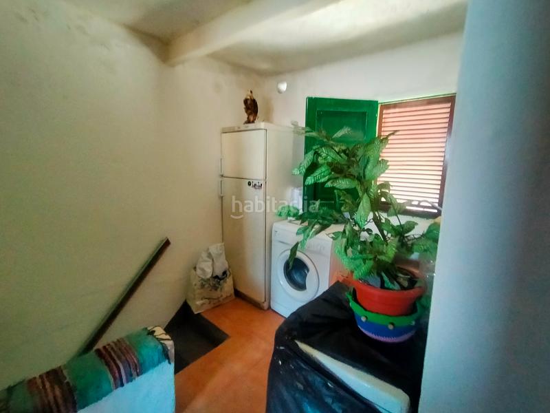 Foto b3c4a0b5-b4bc-44e2-aa28-6cff88d30c17. Haus mit heizung in Fasnia