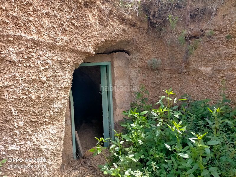 Foto c2cc5b67-13ff-4dde-921a-5e41a0dcbb3c. Finca rústica terreno con cuevas en Centro Güímar