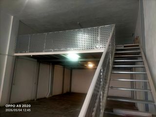 Lloguer Local Comercial a Centro. Ideal para empresas de logística, transportes, distribuciones, a