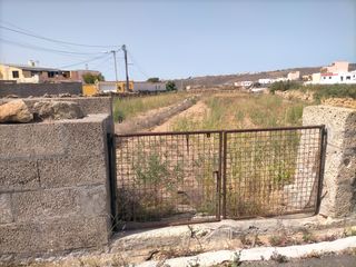 Fondo rustico in Arico. Parcela de 1.041m² en arico (la sabinita): muro tradicional, lla