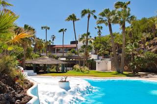 Casa a Golf del Sur - Amarilla Golf. Se vende una exclusiva villa en la primera línea del mar en la z