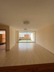 Casa adossada  Avenida kurt konrad mayer. Se vende casa adosada en madroñal, tenerife