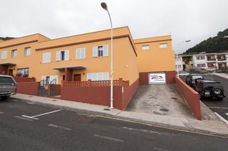 Aparcament cotxe a Calle travesía maximiliano pérez díaz 38. Id-163 plazas de garajes, situados en el nivel -1 del edificio e