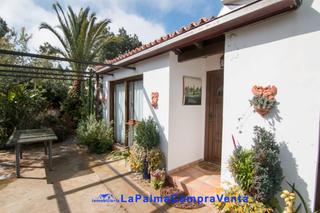 Xalet a Camino espigon 48. Id-560  vivienda rural grandes con vistas a la montaña, con un e