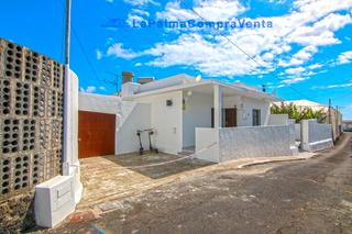 Casa a Camino malpaís de triana 74. Id-633  casa con licencia para vivienda vacacional