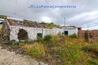 Masia a Lugar malpaises abajo 49. Id-634   casa tipo canaria para arreglarla y vivirla o acondicio