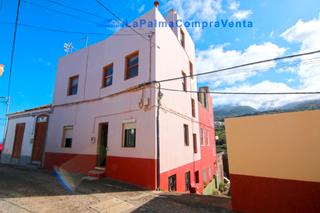 Maison jumelée à Calle montañeta 14. Id-636 te presentamos una única oportunidad de tener una viviend