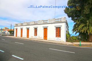Casa a Carretera general 11. Id-640 presentamos la farmacia, laboratorio y despacho de medica