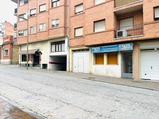 Lloguer Local Comercial a Calle nueva 18. Local ideal para clinica